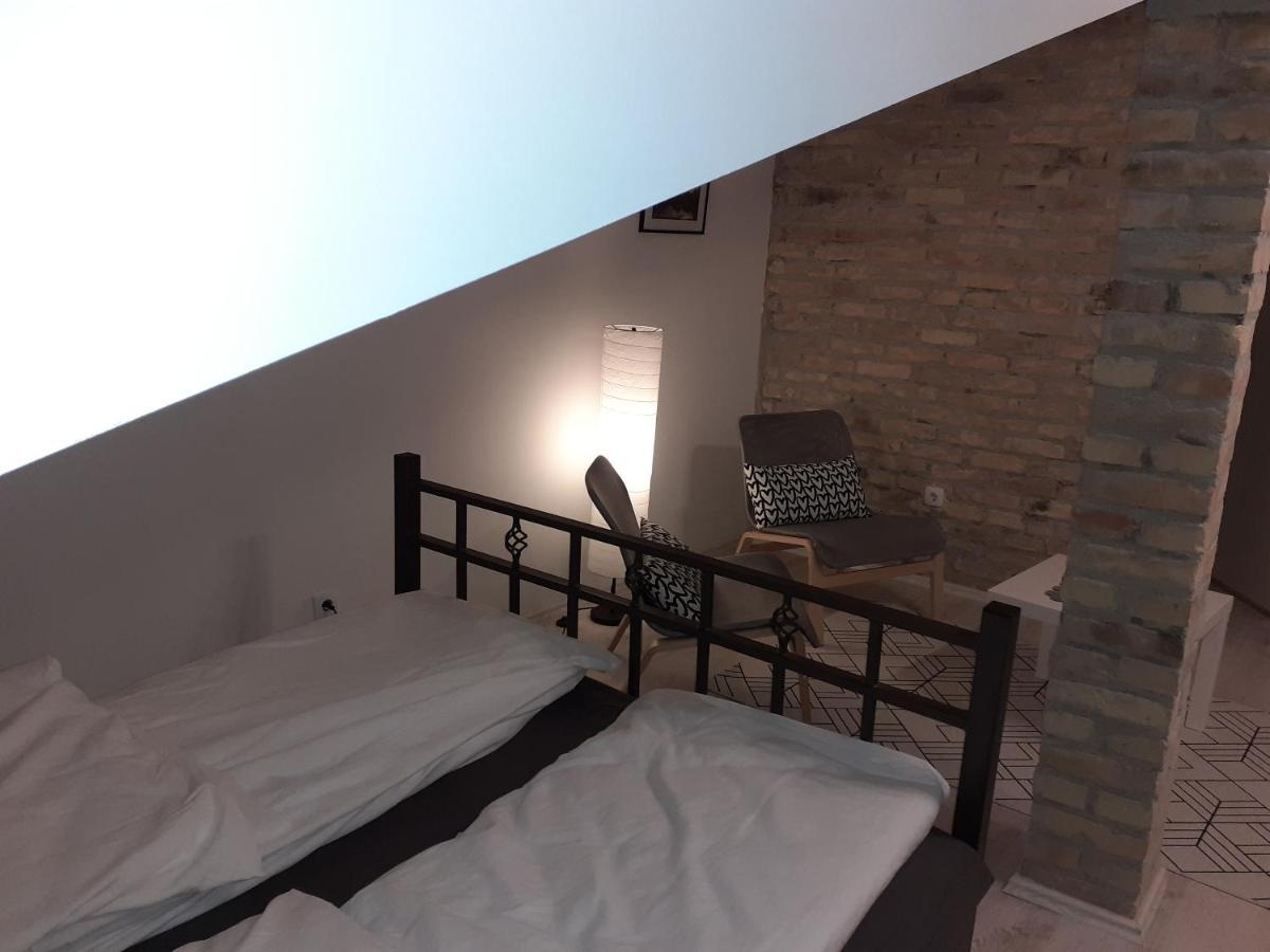 Flora Novi Sad Apartamento Exterior foto